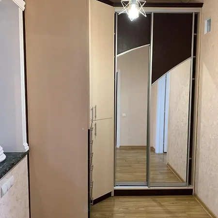 Apartament Bedroom + Living Large 75m2 Chisinau