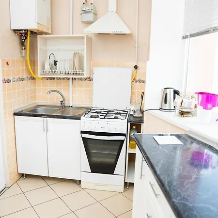Bedroom + Living Large 75m2 Apartament